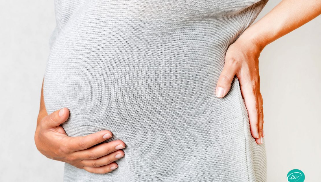 Sintomi, cause e rimedi al mal di schiena in gravidanza